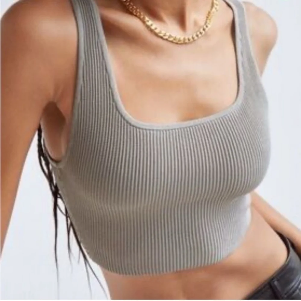 Sz S Babaton Sculpt Knit Squareneck Cropped Tank Top - Light Grey Opal Grey - Picture 2 of 7